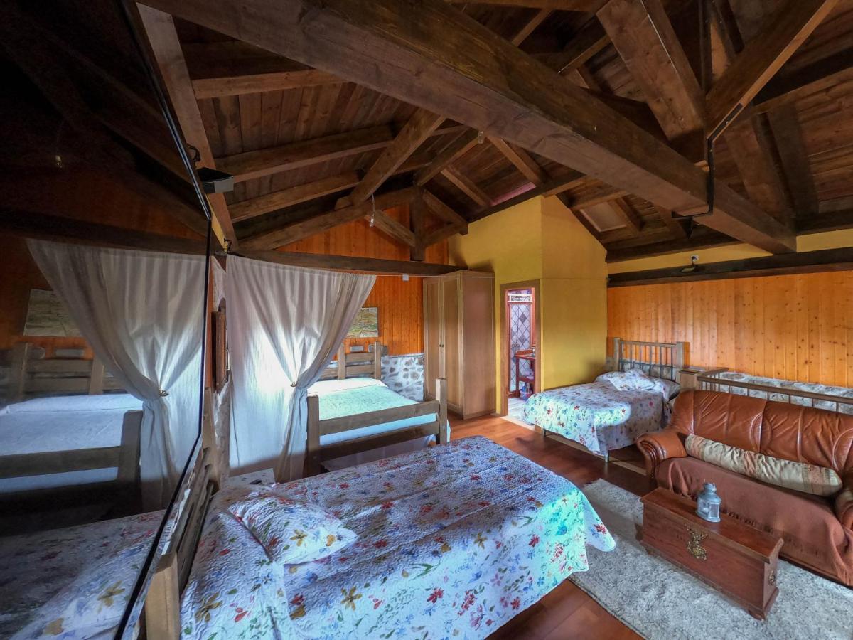 La Casa Del Buho Villa Santa Maria la Real de Nieva Buitenkant foto